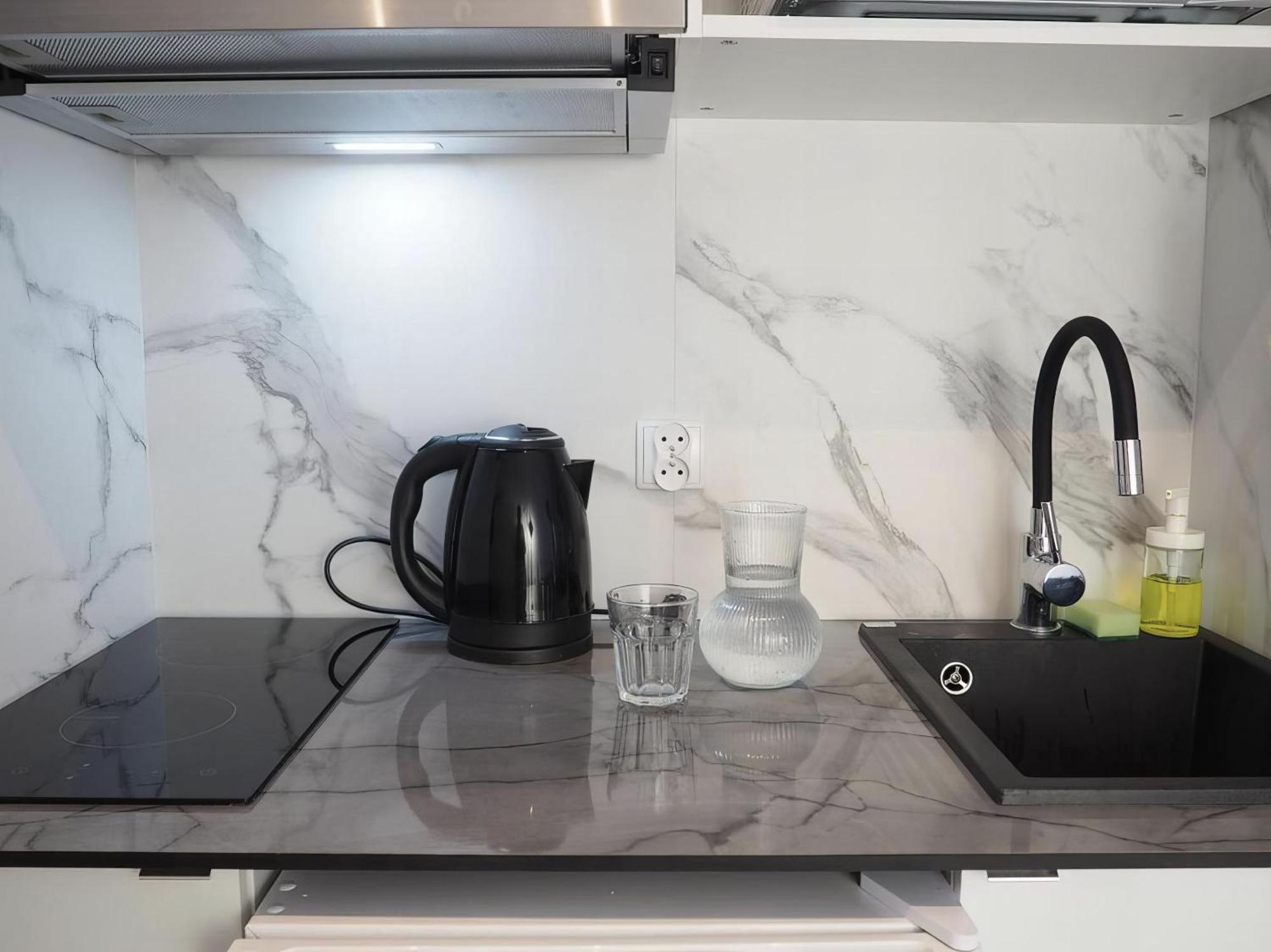 77 Wiktoryn Studio Apartment Varşovia Exterior foto